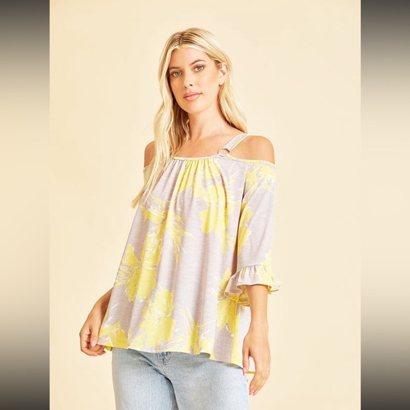 NWT Sew In Love Cold Shoulder Blouse - Picture 1 of 3